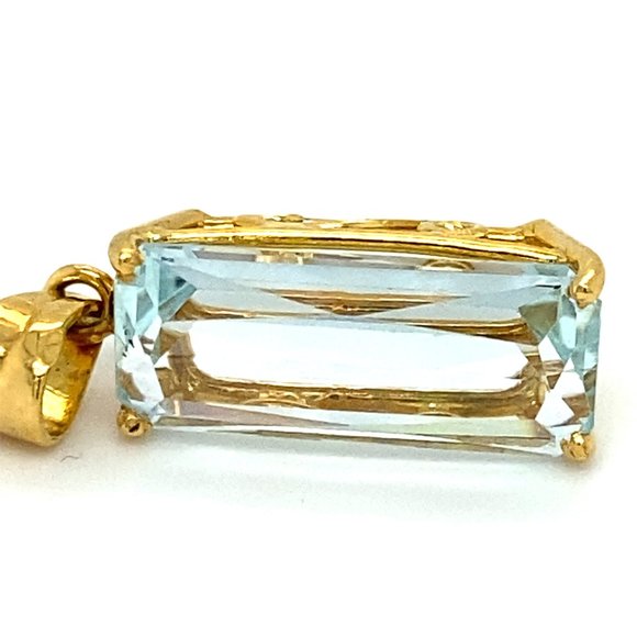 Certified Aquamarine 8.03ct Solid 18K Gold Pendant - Picture 7 of 8